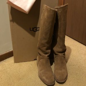 UGG Tall suede boots SZ 9